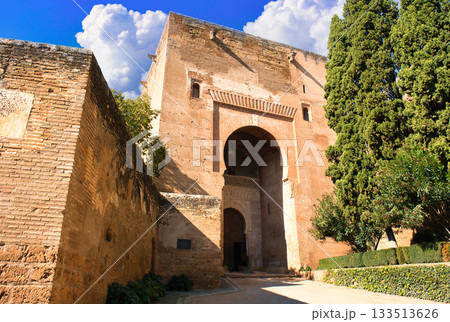グラナダの世界遺産・アルハンブラ宮殿の絶景 グラナダの世界遺産・アルハンブラ宮殿の絶景 133513626