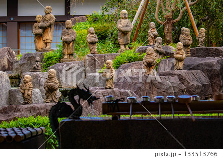 【京都風景】六角堂　健康長寿、安産、魔除けの功徳あり 133513766