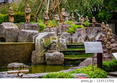 【京都風景】六角堂 健康長寿、安産、魔除けの功徳あり 【京都風景】六角堂 健康長寿、安産、魔除けの功徳あり 133513768