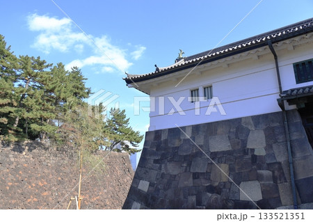 桜田門と青空 133521351