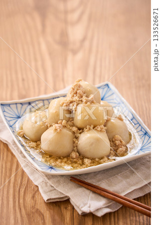 里芋の鶏そぼろ餡掛け 133526671