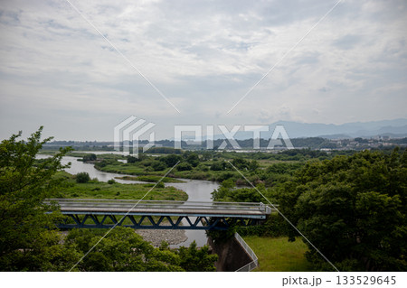 丘の上から見下ろした景色 133529645