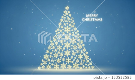 輝く星と雪の結晶で構成された光のクリスマスツリー 133532583