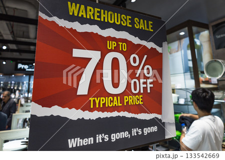 Warehouse Sale Event. Up to 70 percent Off 133542669