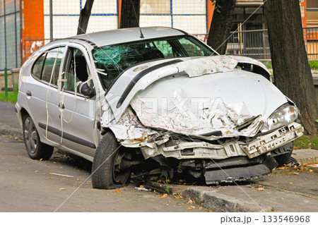 Front Accident Vehicle Damage Front Accident Vehicle Damage 133546968