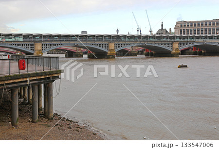 Blackfriars Bridge Thames London Blackfriars Bridge Thames London 133547006