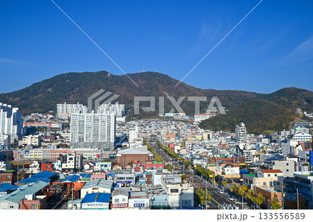 【韓国/麗水市】麗水の町並みと九鳳山 【韓国/麗水市】麗水の町並みと九鳳山 133556589