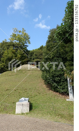 壁画で有名なキトラ古墳 壁画で有名なキトラ古墳 133556792