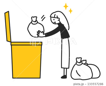 大きなゴミ箱にゴミを捨てる女性・断捨離や整理整頓のイメージ 133557286