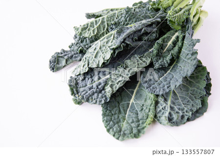 白背景のアレッタ 133557807