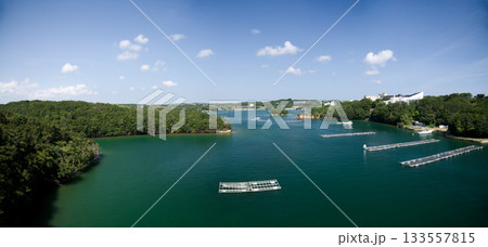 三重県　志摩市　英虞湾の風景 133557815