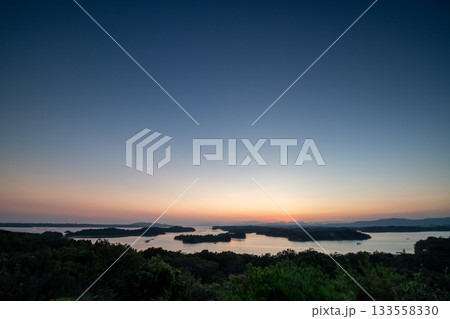 三重県　志摩市　英虞湾の風景 133558330