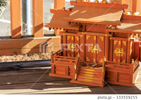 御坂峠の小さな神棚 133559255