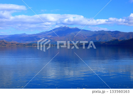 秋の田沢湖 秋の田沢湖 133560163