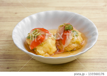 カニ玉の餡かけ 133560176