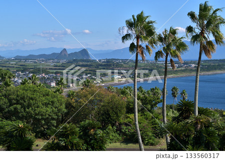 開聞山麓自然公園　展望所から竹山方面を望む 133560317