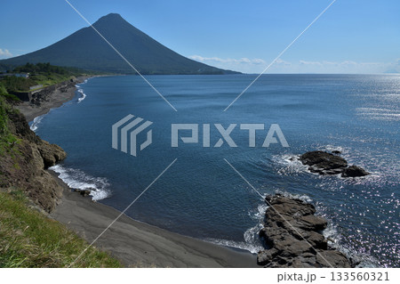 瀬平自然公園付近から見る開聞岳 133560321