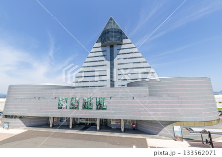 青森県青森市　青森県観光物産館アスパム 133562071