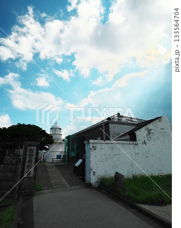 紀伊大島の樫野埼灯台と樫野埼灯台旧官舎 133564704