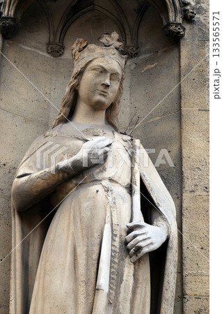 Statue of Saint on the portal of the Basilica of Saint Clotilde in Paris, France Statue of Saint on the portal of the Basilica of Saint Clotilde in Paris, France 133565571