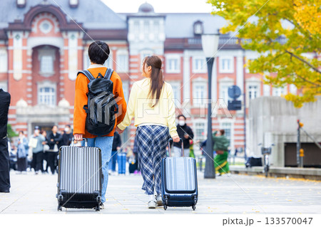 東京に旅行に来たカップル 秋 東京に旅行に来たカップル 秋 133570047