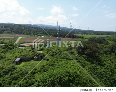 青森 深浦 大戸瀬埼灯台(ドローン撮影) 青森 深浦 大戸瀬埼灯台(ドローン撮影) 133570767
