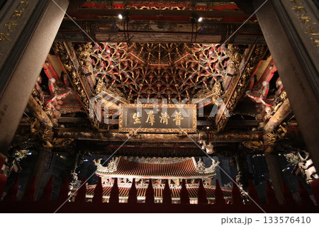 龍山寺 133576410