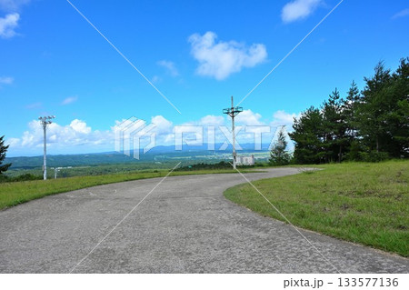 モヤヒルズのヒルズサンダーから眺める爽快な景色(青森県) モヤヒルズのヒルズサンダーから眺める爽快な景色(青森県) 133577136