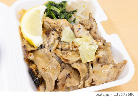 おいしい豚プルコギ弁当 133578690