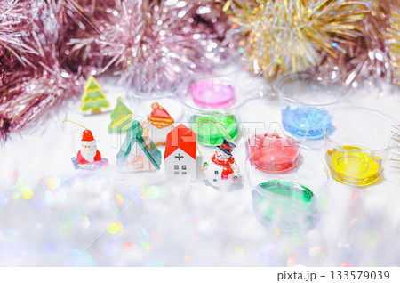 クリスマスのレジン作り　 133579039