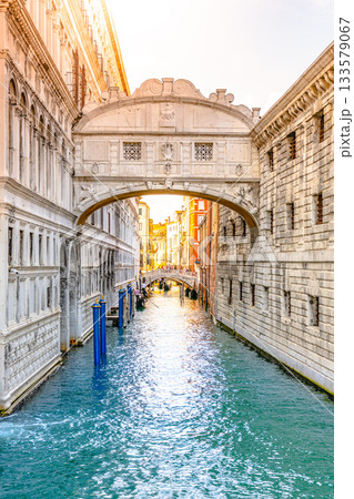 Bridge of Sighs, Italian: Ponte dei Sospiri. Small bridge made of white limestone over the Rio di Palazzo. Connects the New Prison and Doge's Palace 133579067