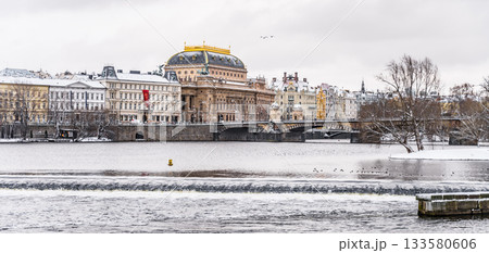 National Theatre, Czech: Narodni divadlo, in Prague in winter. Czech Republic National Theatre, Czech: Narodni divadlo, in Prague in winter. Czech Republic 133580606