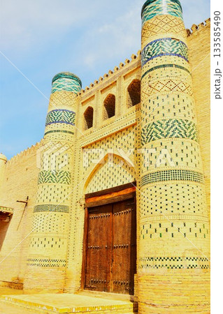 イチャンカラの城門　ヒヴァ　1 133585490