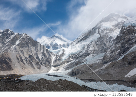 Trekking path from Gorak Shep to Everest base camp, Nepal Trekking path from Gorak Shep to Everest base camp, Nepal 133585549