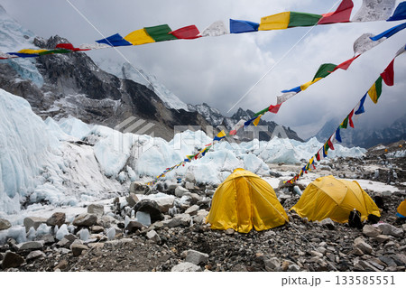 Everest south base camp view, Nepal Everest south base camp view, Nepal 133585551