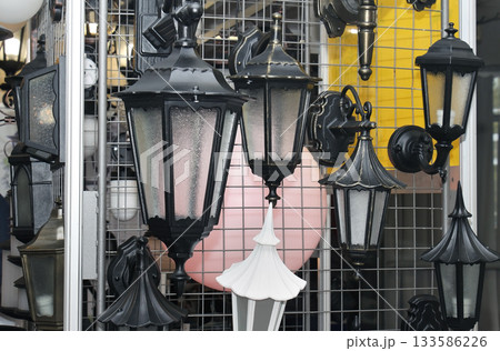 Lantern shop 133586226