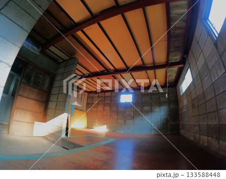 二王子岳の一王子小屋の内部 二王子岳の一王子小屋の内部 133588448