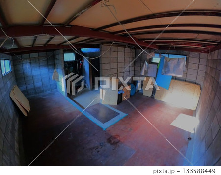 二王子岳の一王子小屋の内部 133588449