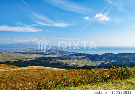 秋晴れの日　寒風山からの絶景　秋田県 133589831