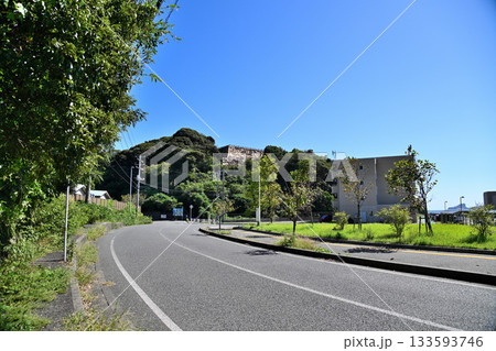 山口県　長門国「櫛崎城跡」石垣と曲輪 133593746