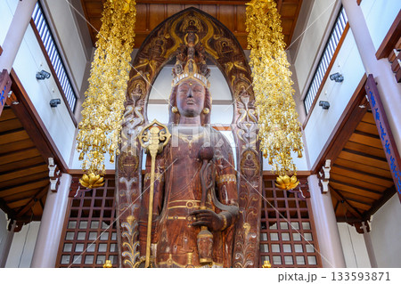 東京都港区　大本山永平寺別院　長谷寺（ちょうこくじ）　観音堂　麻布大観音（十一面観世音菩薩立像） 133593871