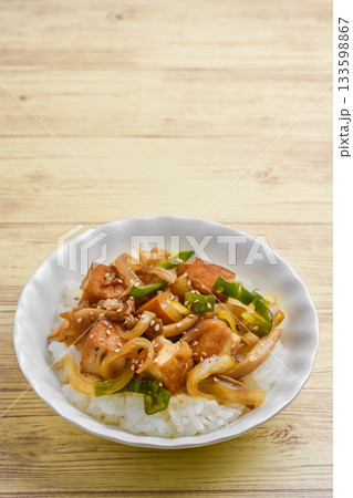 厚揚げのオイスターソース炒め丼 133598867