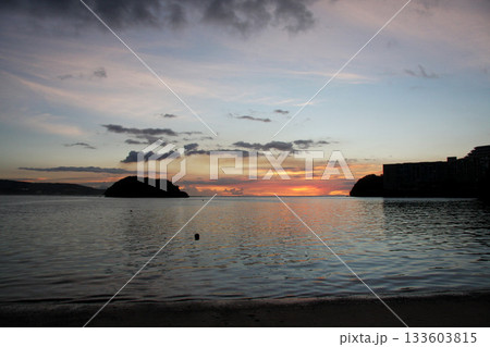 アルパット島 グアム サンセット 夕陽 アルパット島 グアム サンセット 夕陽 133603815