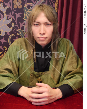 推しの占い師 推しの占い師 133607476