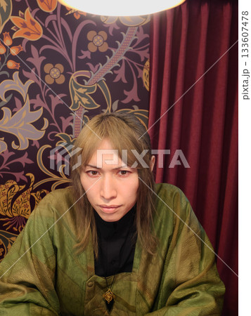 推しの占い師 133607478