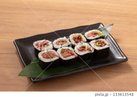 ローストビーフ 中巻き ローストビーフ 中巻き 133613548