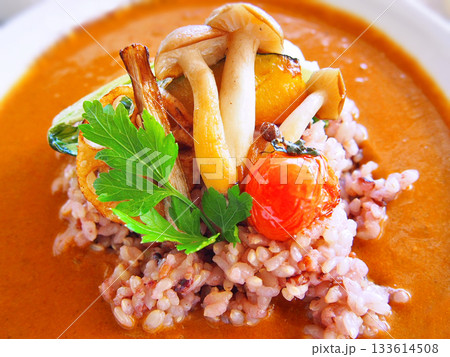 雑穀米のベジタブルカレーライス 雑穀米のベジタブルカレーライス 133614508