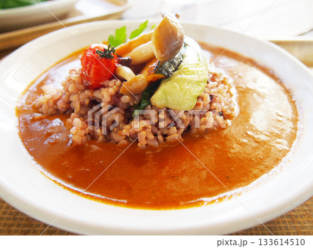 雑穀米のベジタブルカレーライス 133614510