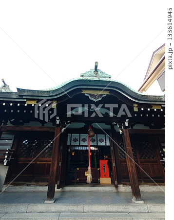 神戸の中心にある三宮神社、周辺の三宮という地名の由来にもなっている、航海の安全と商工業の繁栄を守る神 133614945