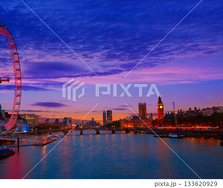 London sunset skyline Bigben and Thames London sunset skyline Bigben and Thames 133620929